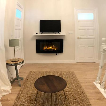 La Casita De El Montan Alta Apartment Aviles Bagian luar foto